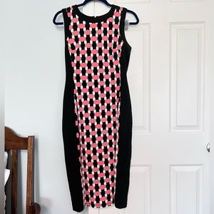 Maggy London Sleeveless Curvy Coral Black Pattern Dress size 6
